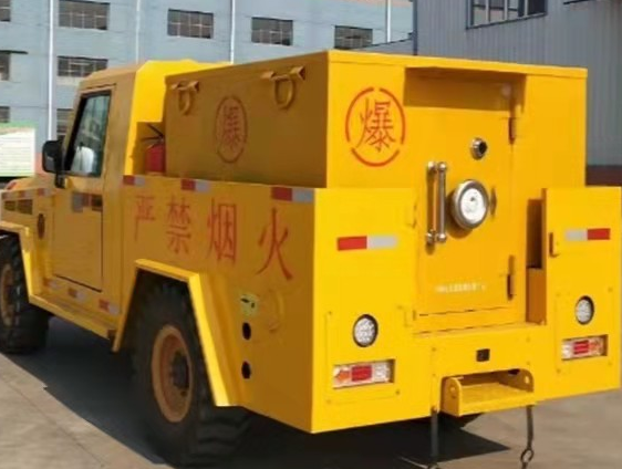 诸暨凯龙爆破器材运输车：保障爆破任务的安全运行